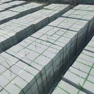 三门峡 芝麻白1.8公分火烧300*600地铺，清仓大甩卖