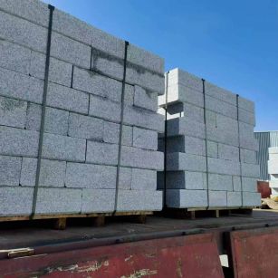 三门峡 路沿石装车出货