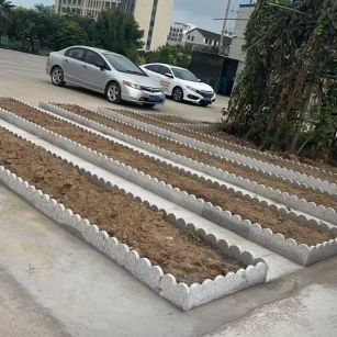 三门峡 花边石、花围石、花园石安装效果