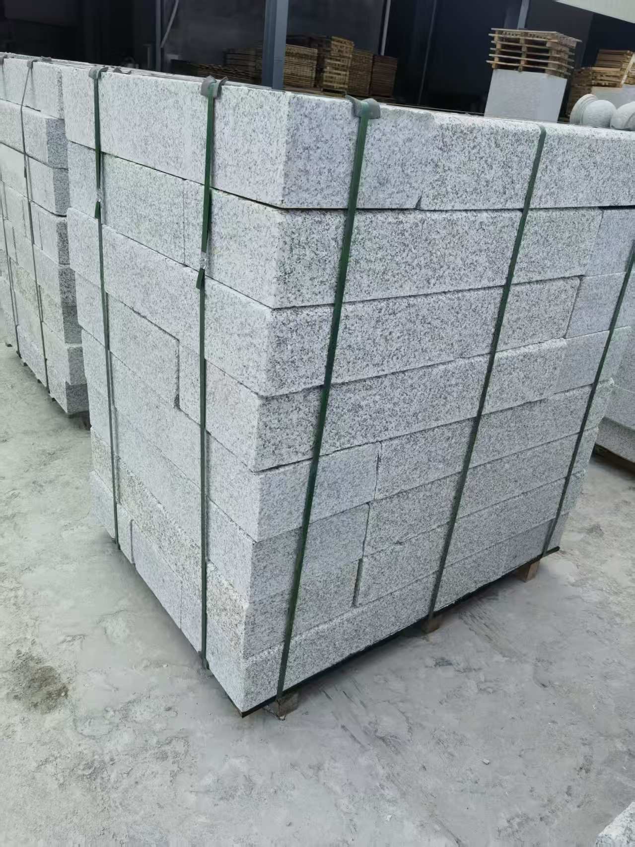 三门峡 芙蓉白火烧两面路沿石