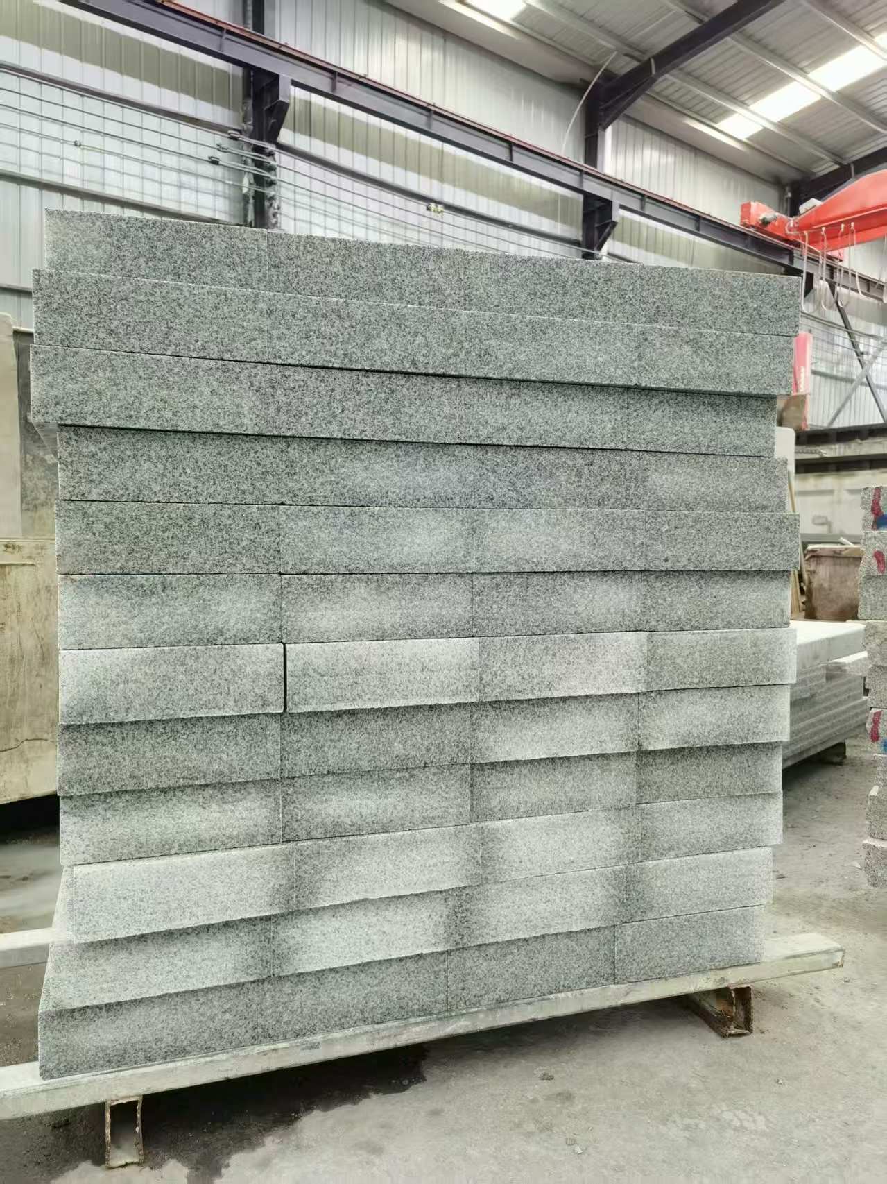 三门峡 芝麻白10公分300*600广场地铺，A料定制，尺寸标准，厚薄均匀