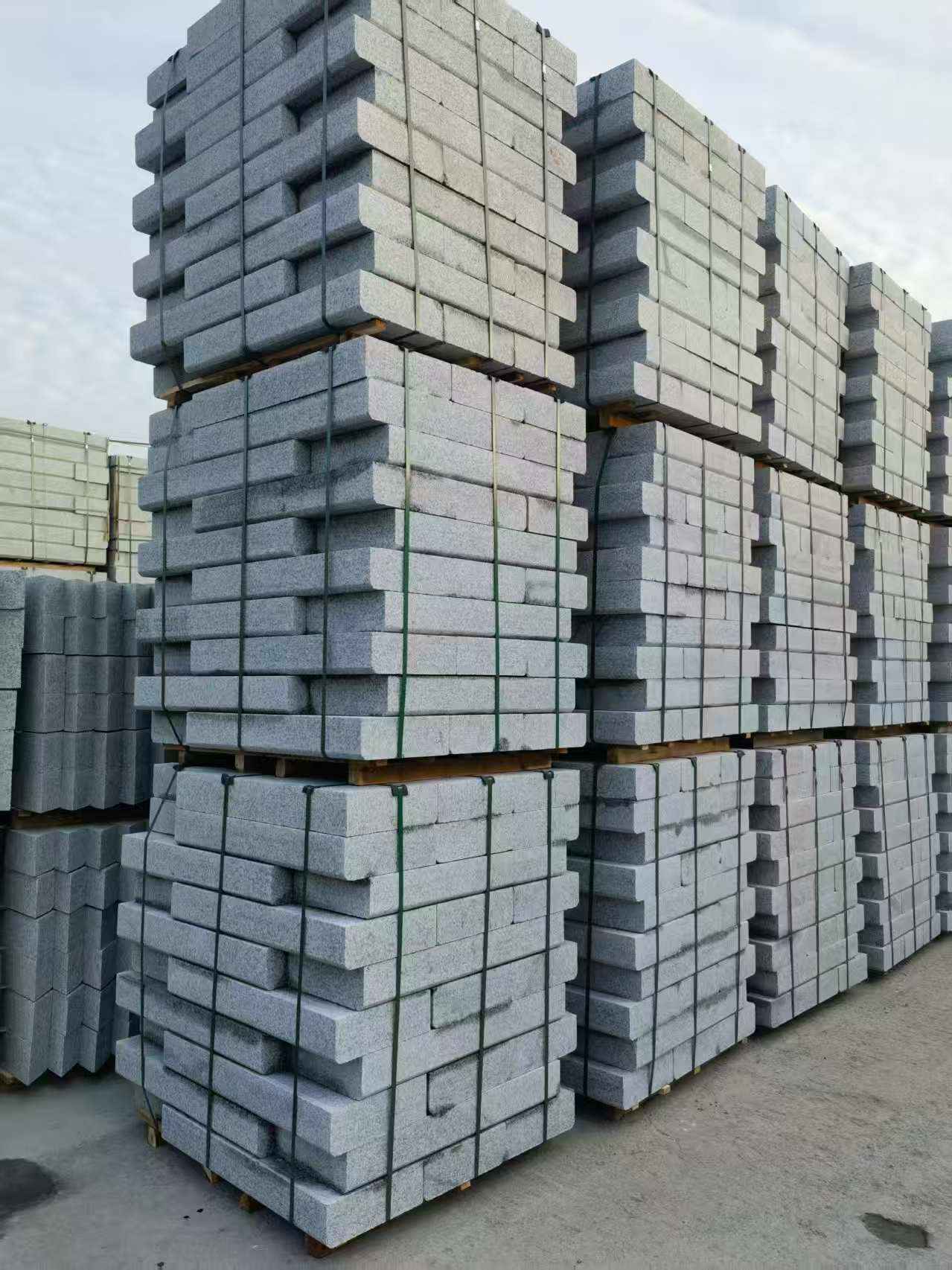 三门峡 路沿石（路侧石），颜色一致，尺寸标准