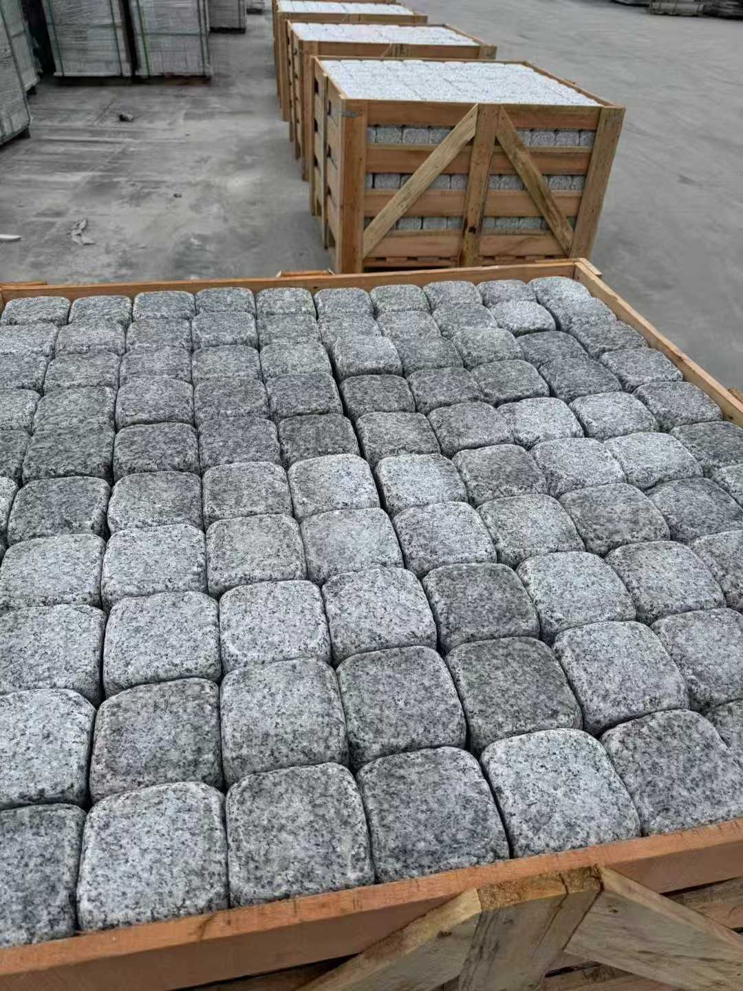 三门峡 园林景观滚石