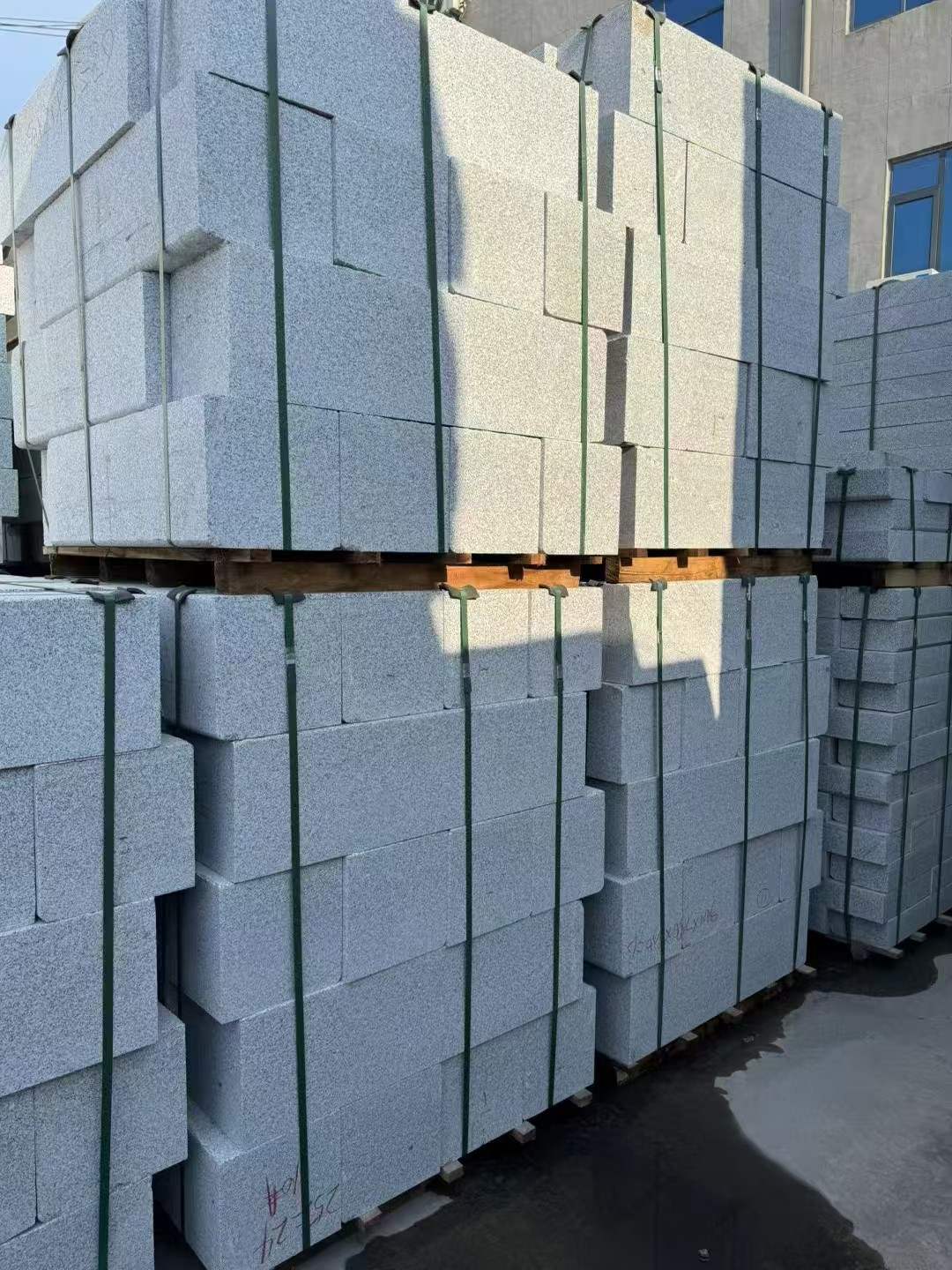 三门峡 芝麻白路沿石