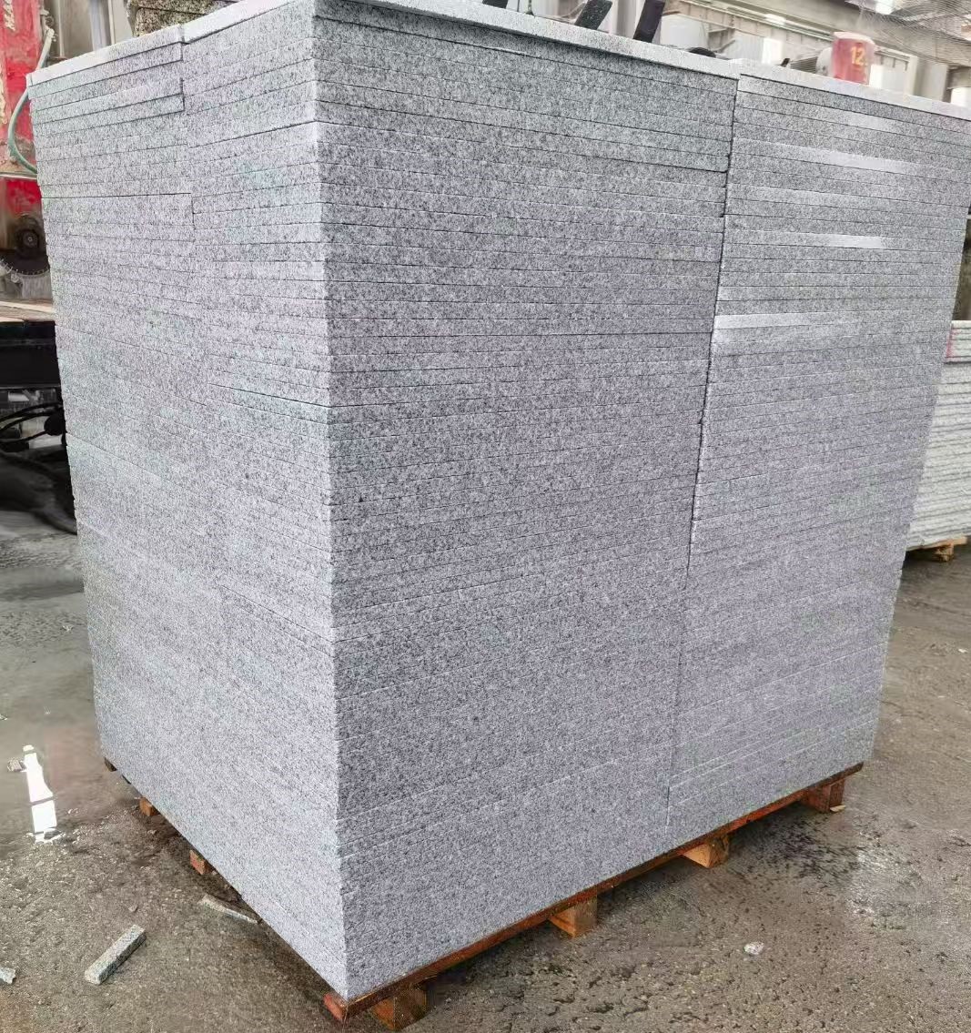 三门峡 火烧面地铺石，街道广场园林市政工程板，1.8~5.0厚均有现货